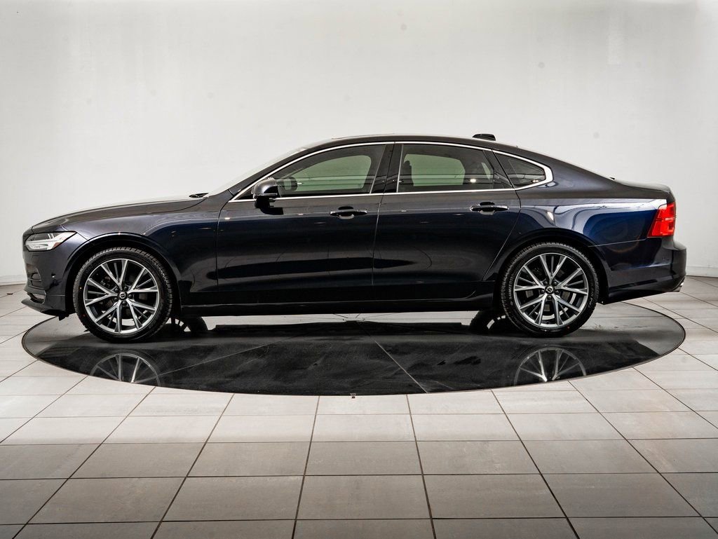 Used 2017 Volvo S90 T5 Momentum w/ Vision Package image 5