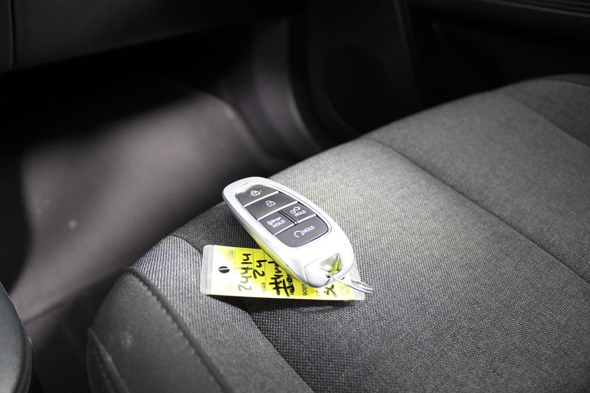 Used 2024 Hyundai Ioniq 5 SE RWD image 12