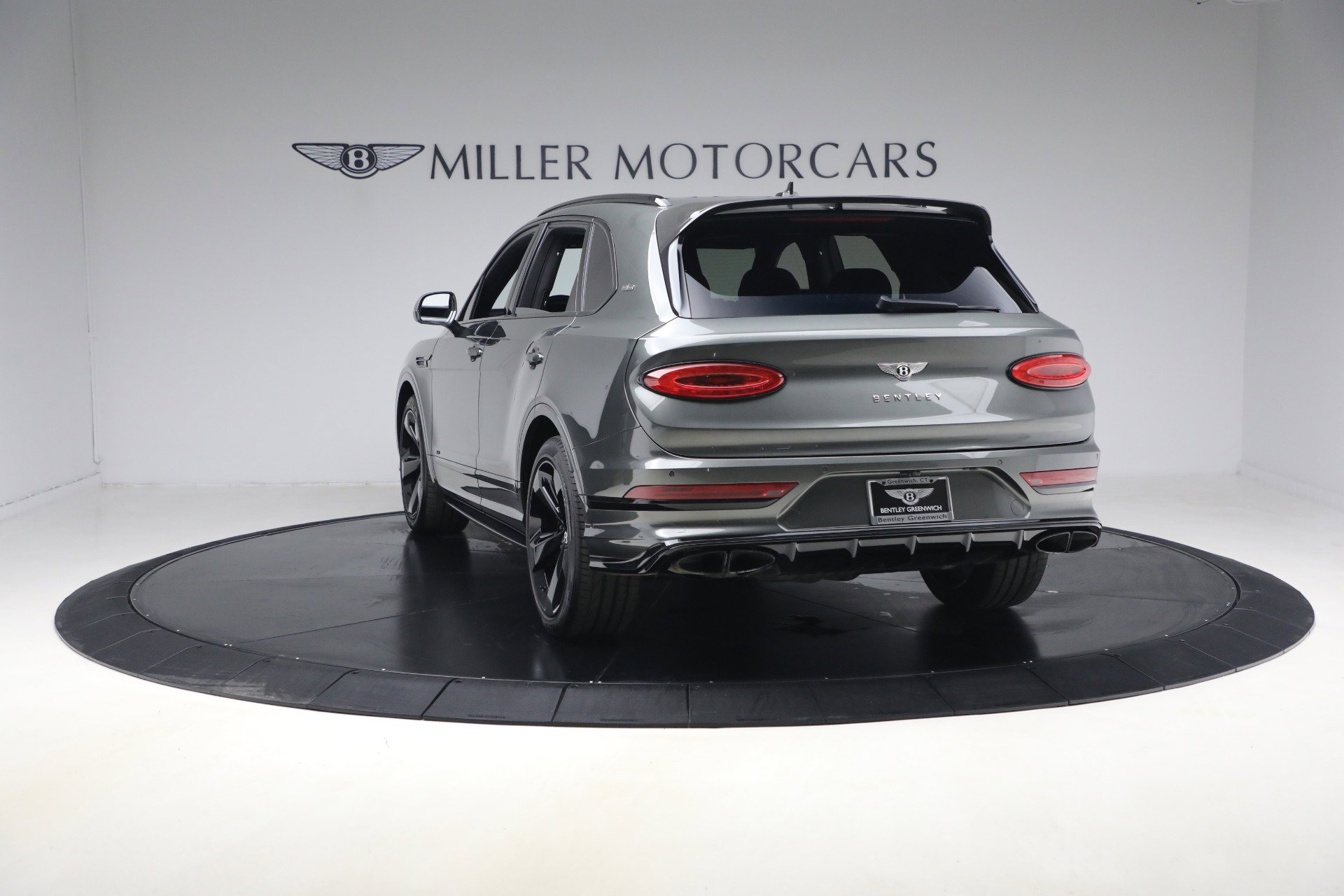 Used 2022 Bentley Bentayga image 5