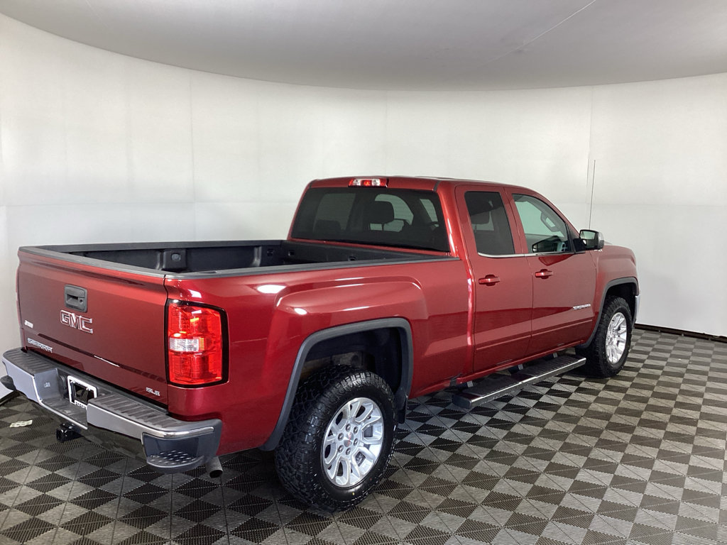 Used 2018 GMC Sierra 1500 SLE w/ Suspension Package, Off-Road AWD/4WD image 2