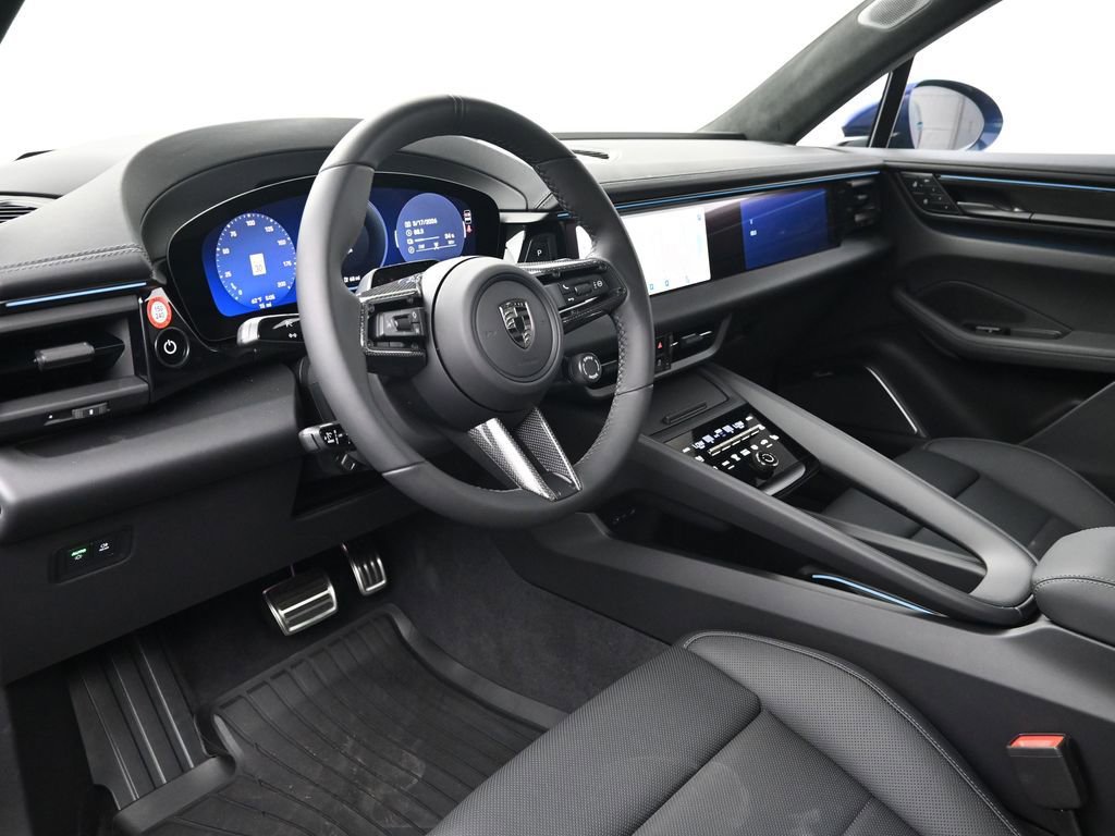 New 2026 Porsche Macan Turbo Electric image 4