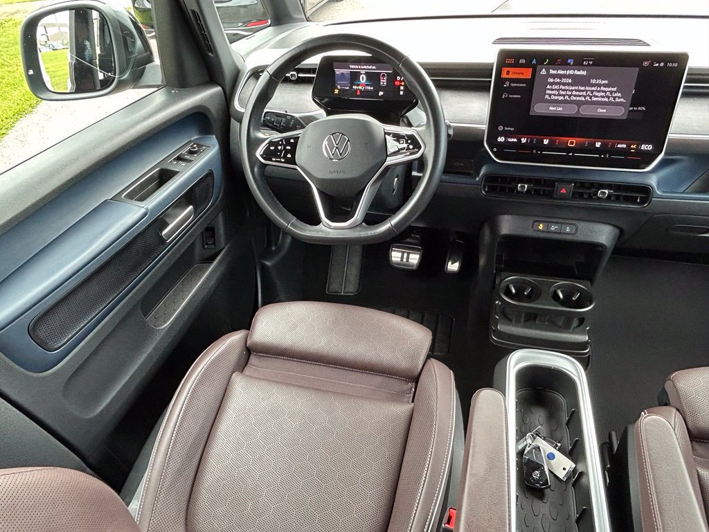Used 2025 Volkswagen ID. Buzz Pro S RWD image 9