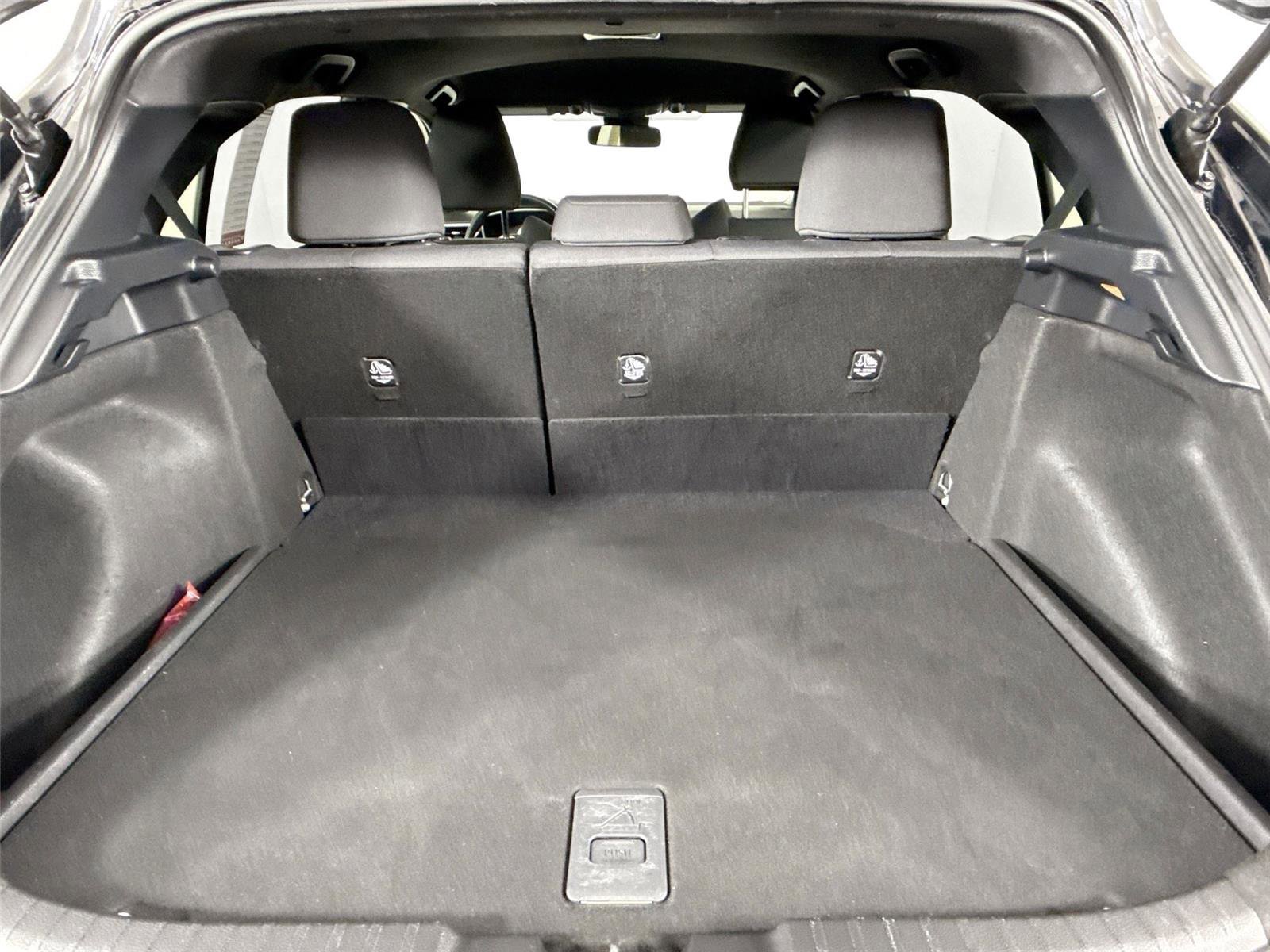 Used 2022 Toyota Corolla SE image 34