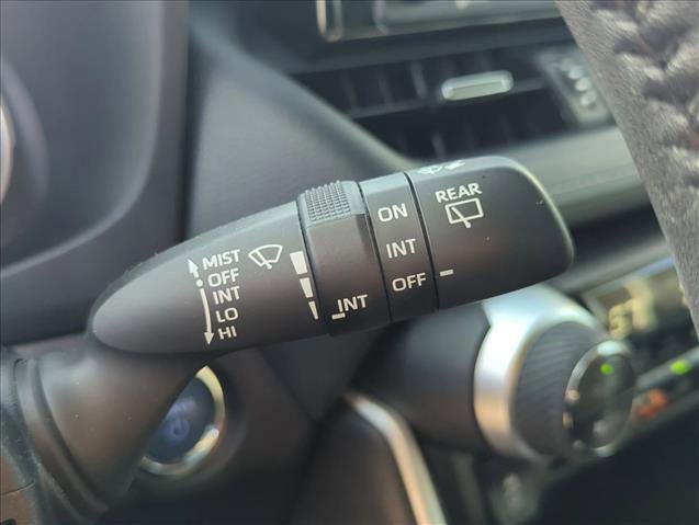 Certified 2022 Toyota RAV4 XLE Premium AWD/4WD image 20