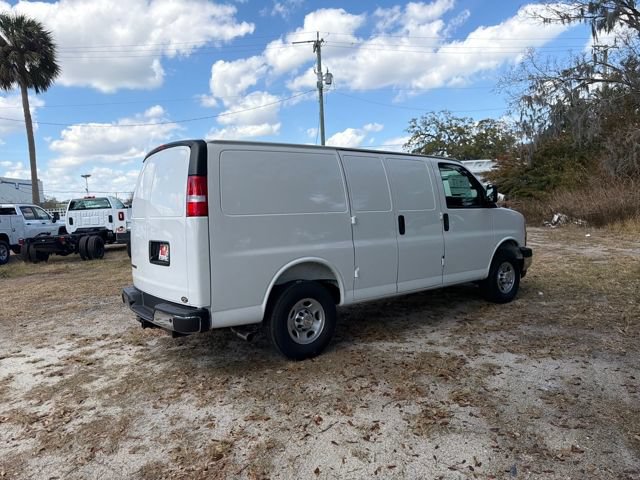 New 2026 Chevrolet Express 2500 w/ Driver Convenience Package RWD image 15