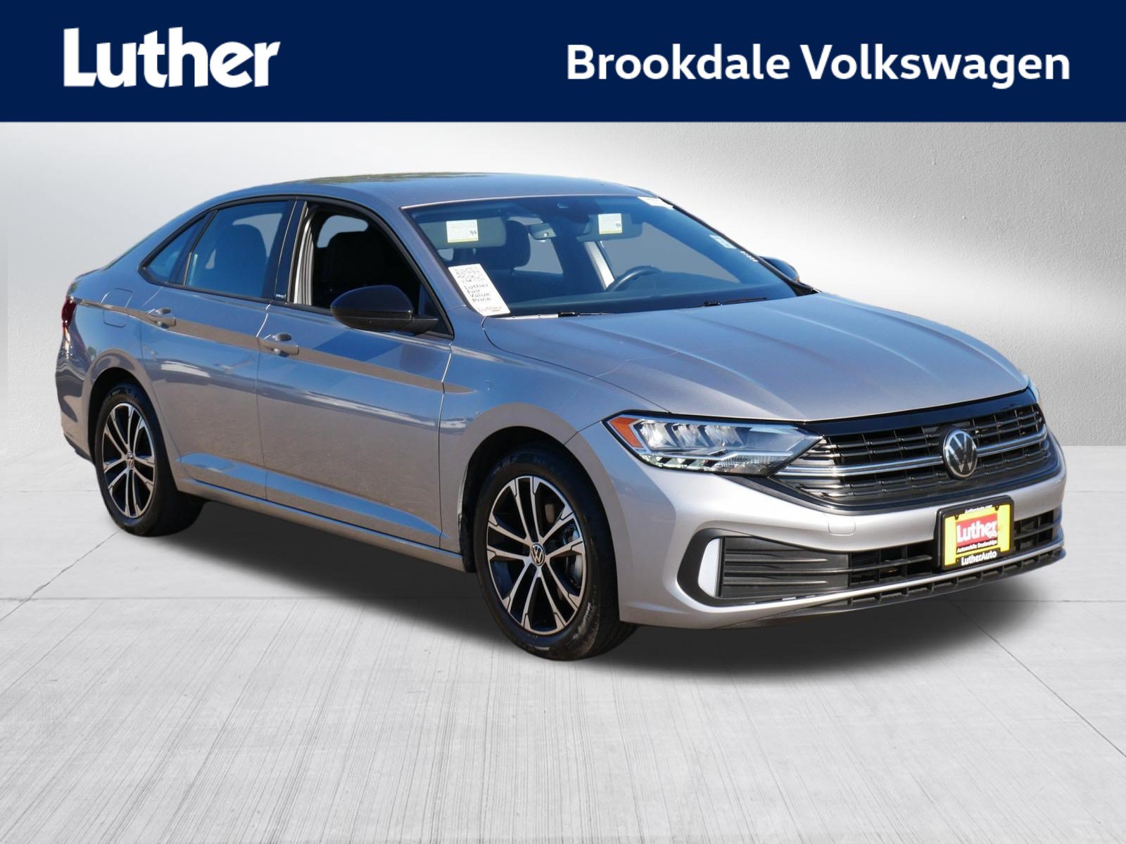 Certified 2024 Volkswagen Jetta Sport FWD image 1