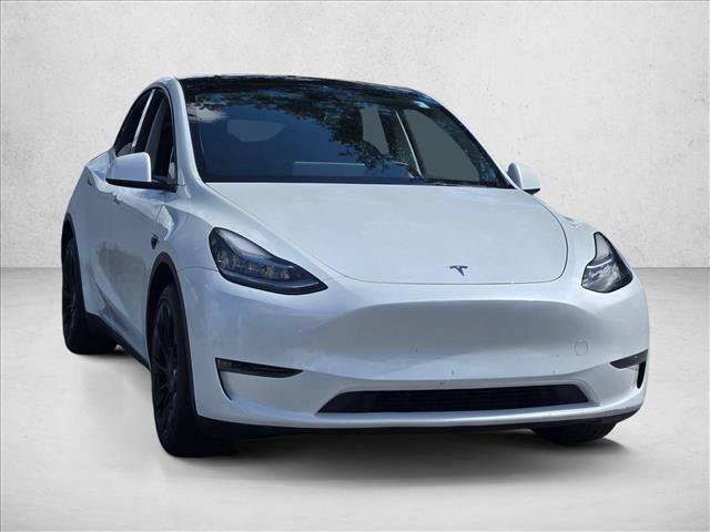Used 2023 Tesla Model Y Long Range AWD/4WD image 3