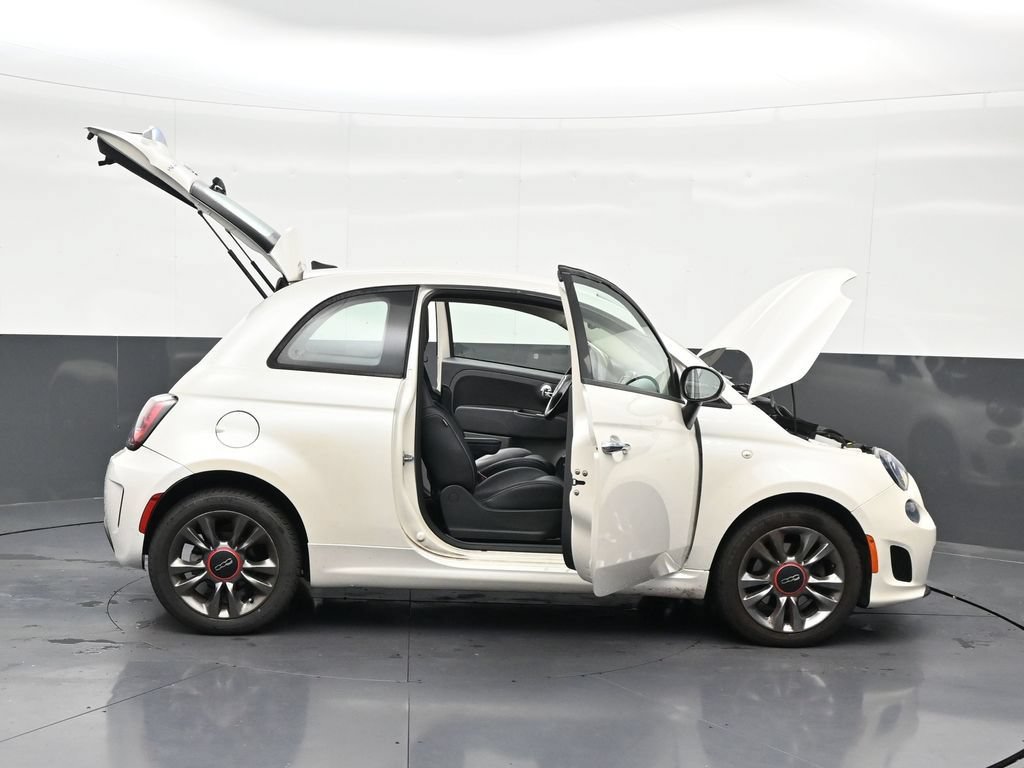 Used 2019 FIAT 500 Pop w/ Urbana Appearance Package FWD image 31