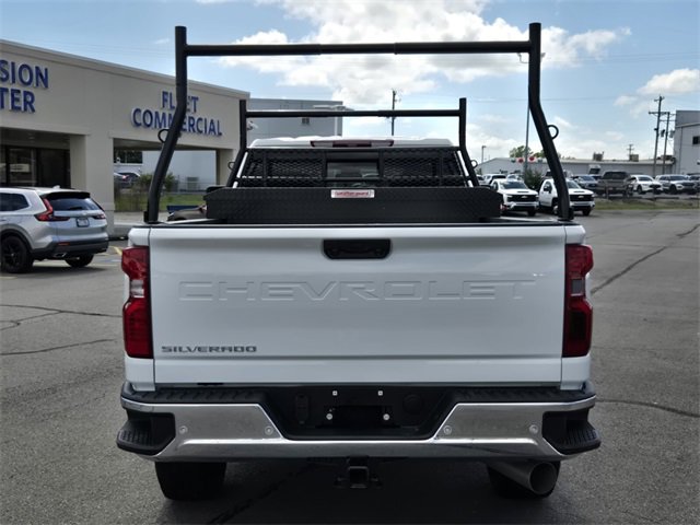 Used 2024 Chevrolet Silverado 3500 W/T w/ WT Convenience Package image 4