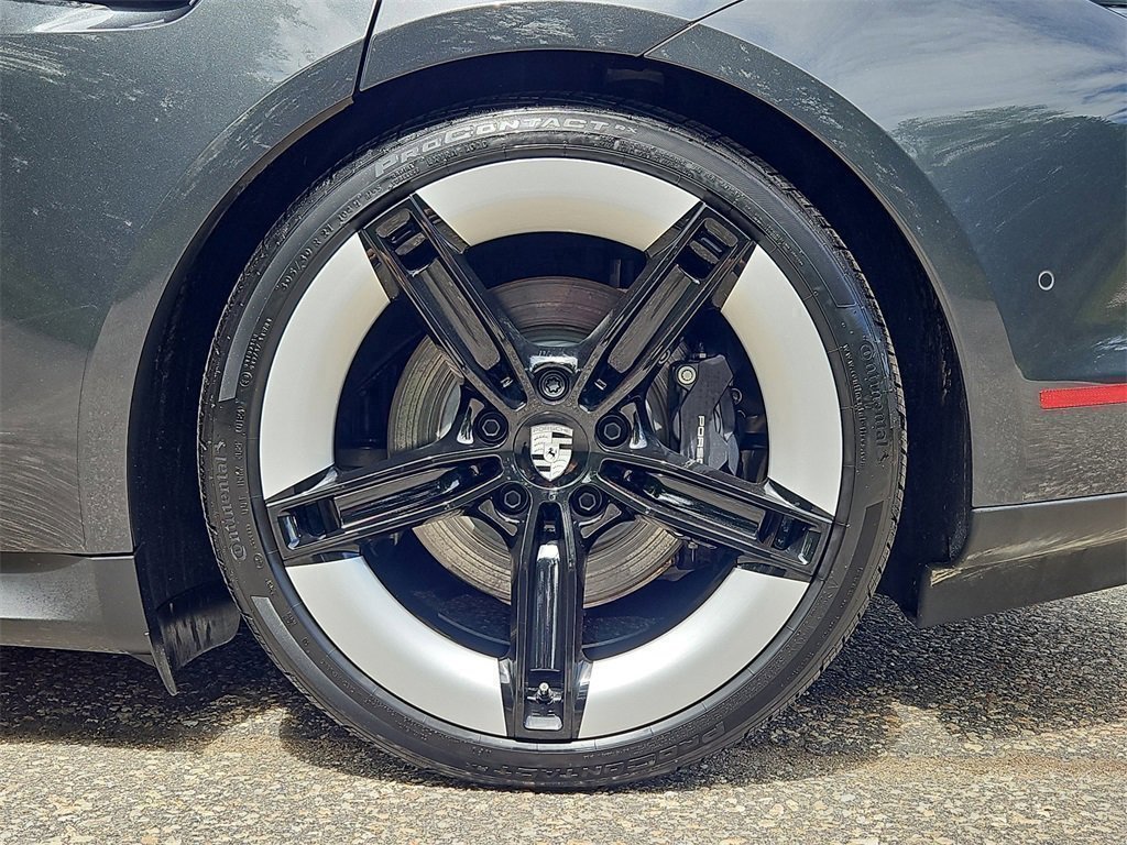 Certified 2025 Porsche Taycan image 11