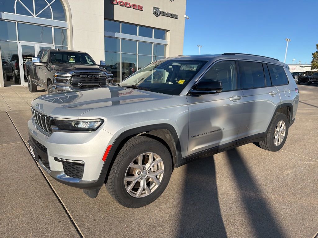 Used 2021 Jeep Grand Cherokee L Limited image 1