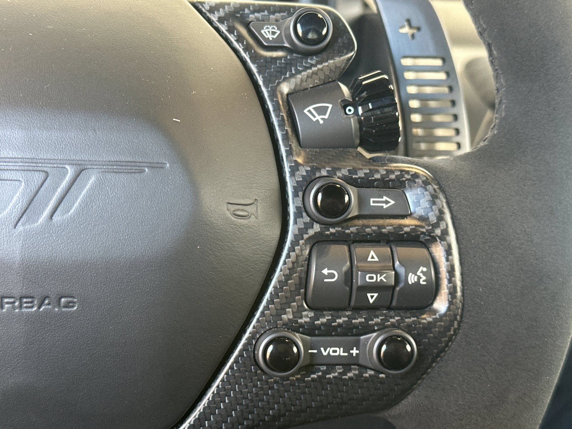 Used 2022 Ford GT RWD image 26