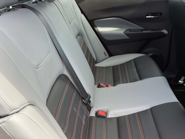 Used 2023 Nissan Kicks SR w/ SR Premium Package FWD image 22