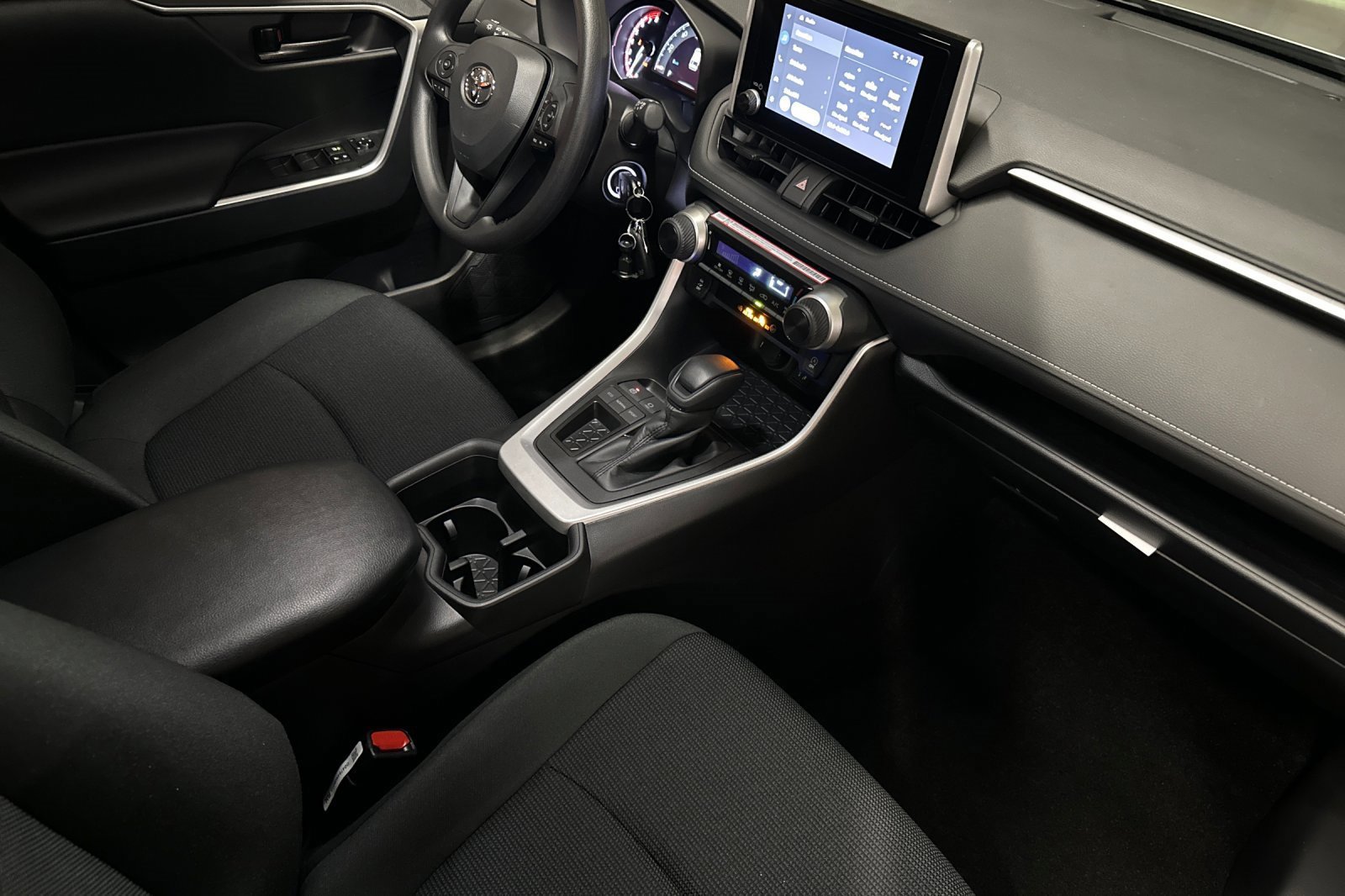 New 2025 Toyota RAV4 LE image 18