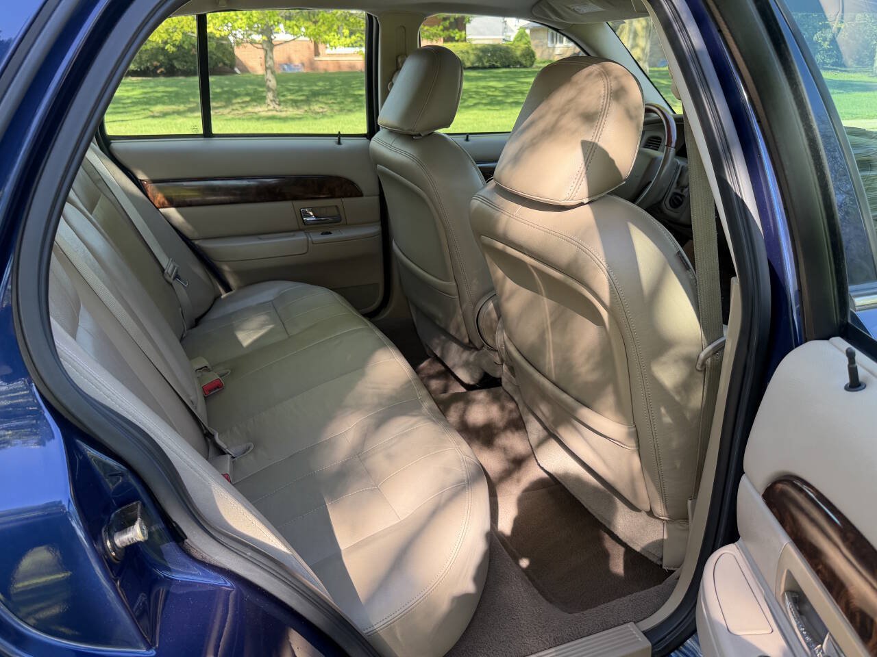 Used 2005 Mercury Grand Marquis LS RWD image 14