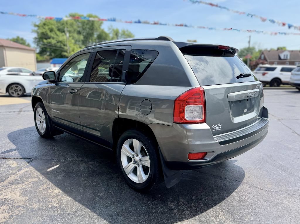 Used 2011 Jeep Compass Sport FWD image 6