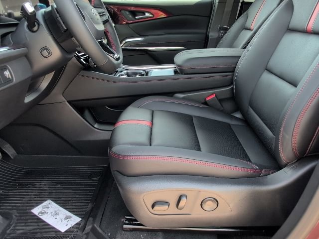 New 2026 Chevrolet Traverse RS w/ LPO, Floor Liner Package image 14