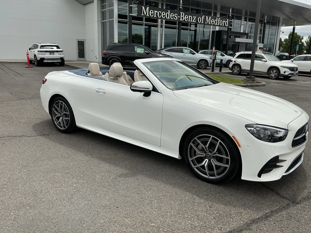 Used 2023 Mercedes-Benz E 450 4MATIC Cabriolet image 23