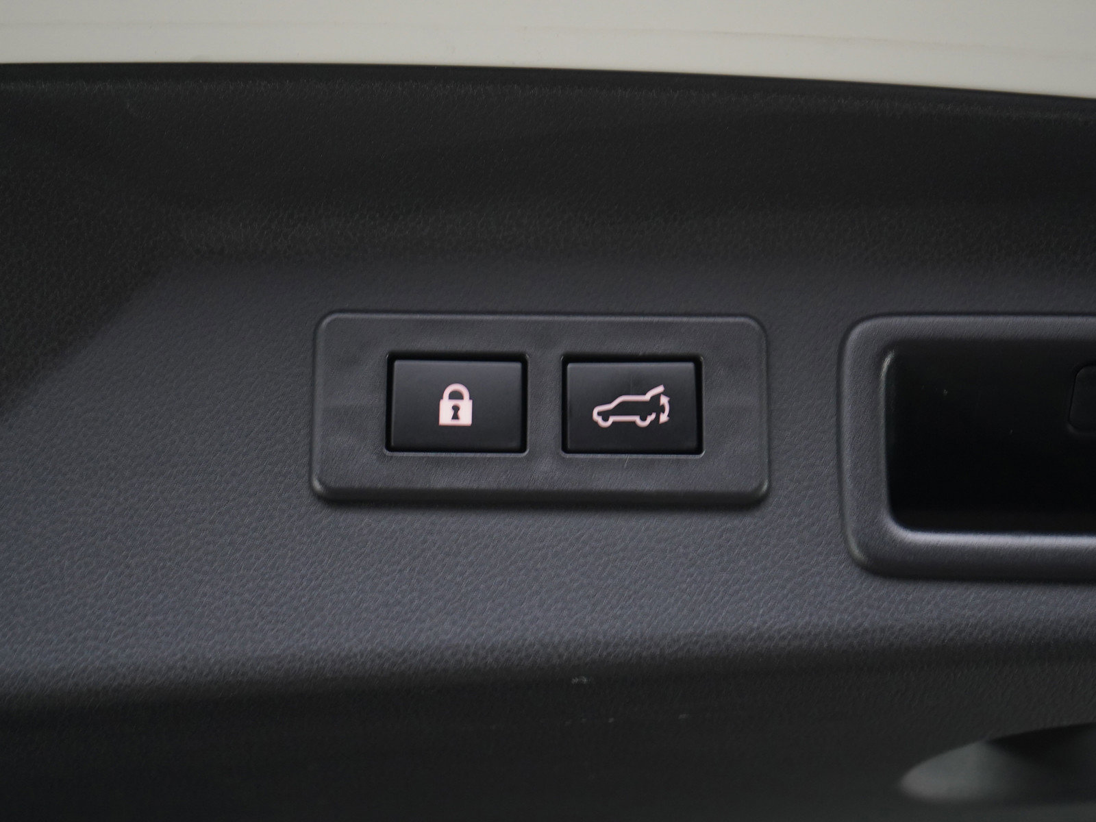 Used 2025 Subaru Forester Sport image 19