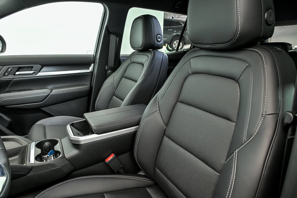 New 2026 GMC Terrain Elevation w/ Elevation Premium Package AWD/4WD image 7
