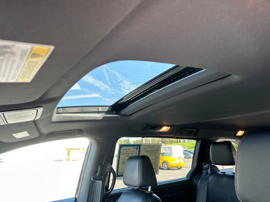 Used 2024 Honda Odyssey Sport image 25