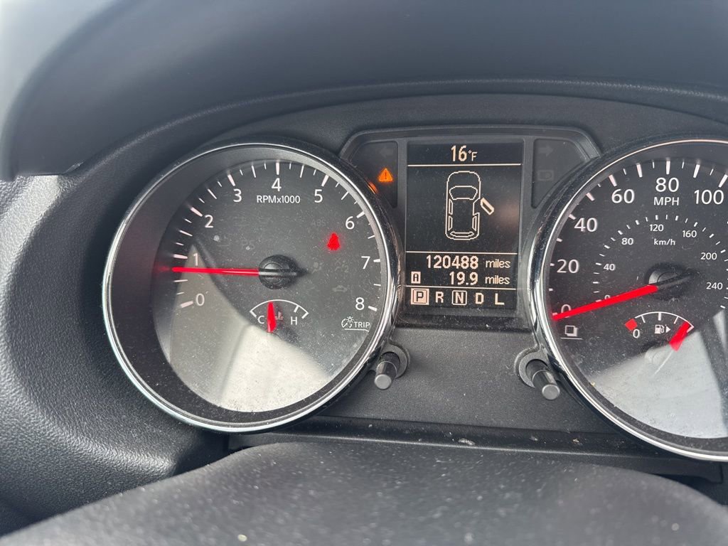 Used 2011 Nissan Rogue SV w/ SL Pkg image 38