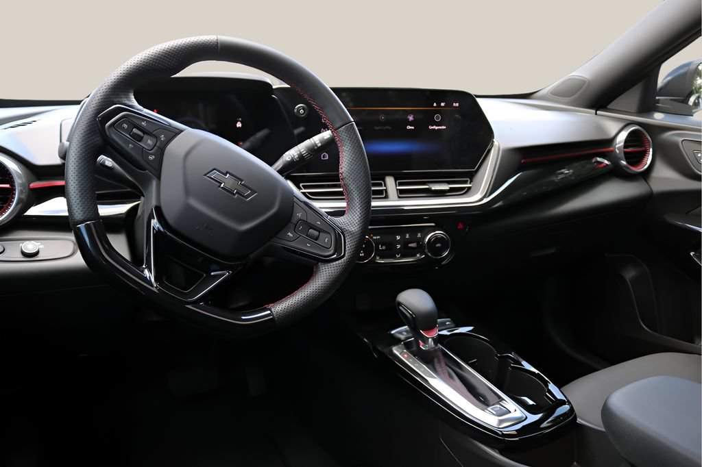 Used 2026 Chevrolet Trax RS w/ Sunroof Package FWD image 15