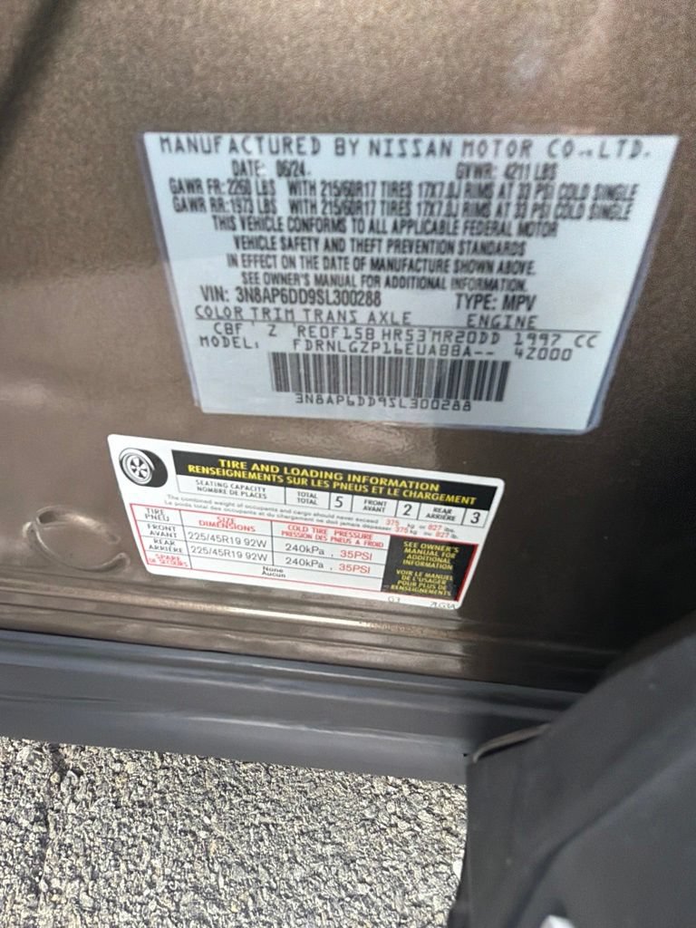 Used 2025 Nissan Kicks SR w/ SR Premium Package AWD/4WD image 36