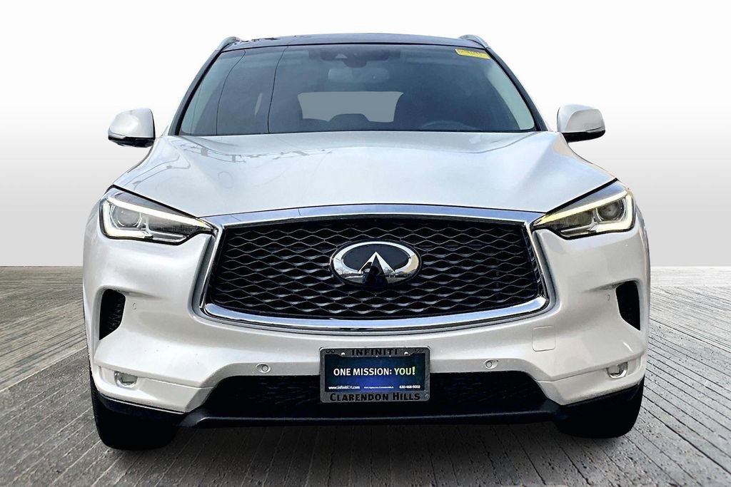 Used 2019 INFINITI QX50 Essential w/ Premium Heat Package image 2