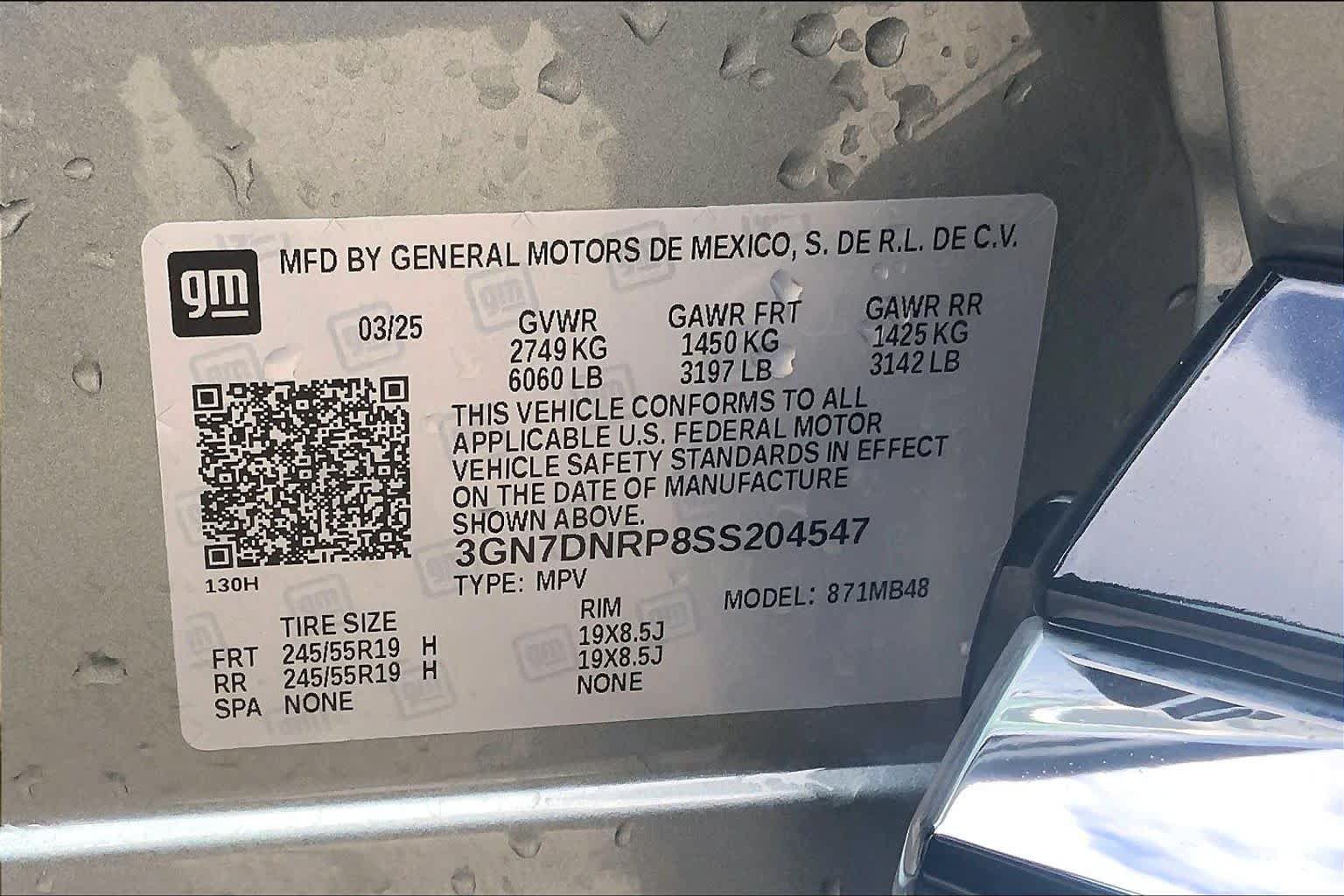 Used 2025 Chevrolet Equinox EV LT FWD image 33