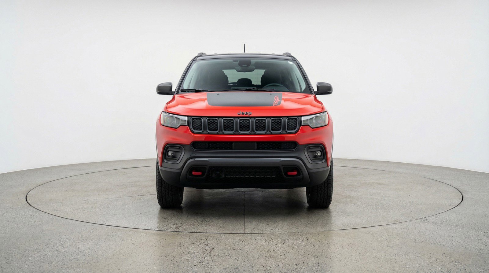 Used 2025 Jeep Compass Trailhawk image 2