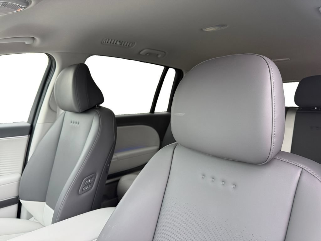 New 2026 Hyundai Ioniq 9 SEL AWD/4WD image 18