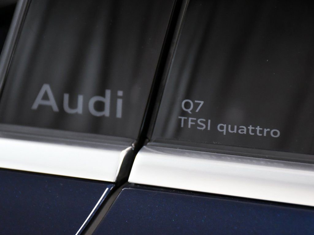 Used 2025 Audi Q7 3.0T Premium w/ Convenience Package image 13