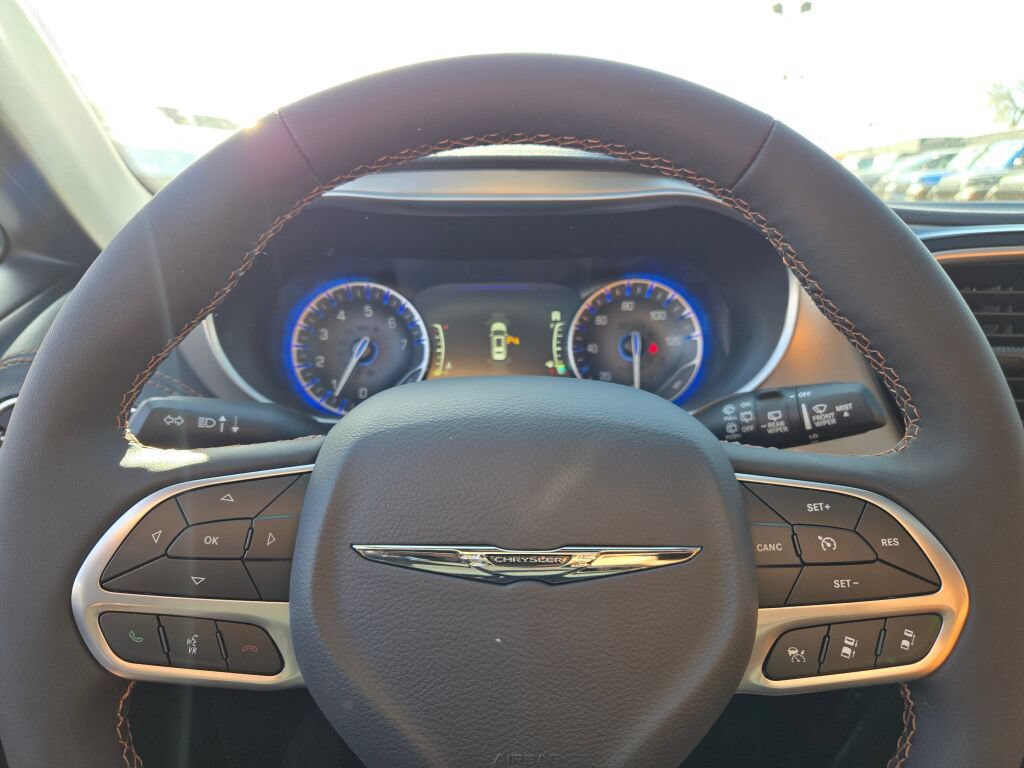 New 2026 Chrysler Pacifica Pinnacle AWD/4WD image 27