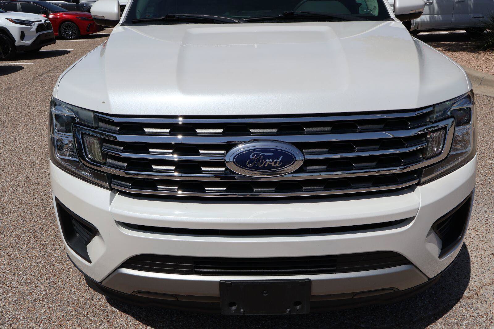 Used 2019 Ford Expedition XLT w/ Equipment Group 202A RWD image 9
