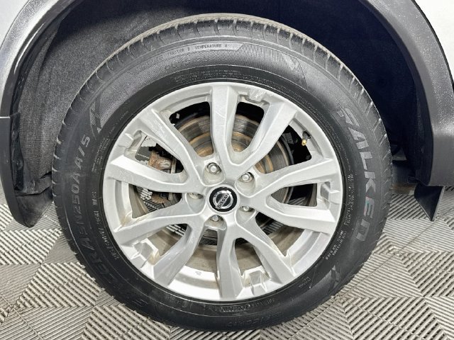 Used 2021 Nissan Rogue Sport SV FWD image 37