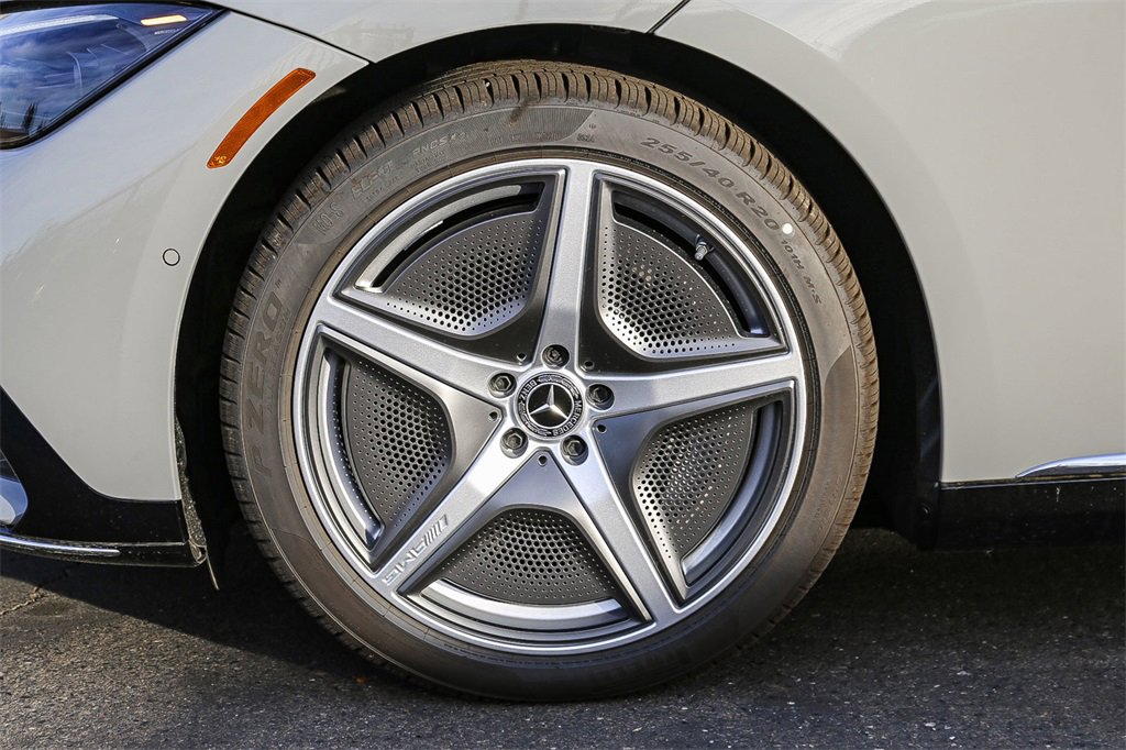 Used 2024 Mercedes-Benz EQE 350+ 4MATIC Sedan image 11