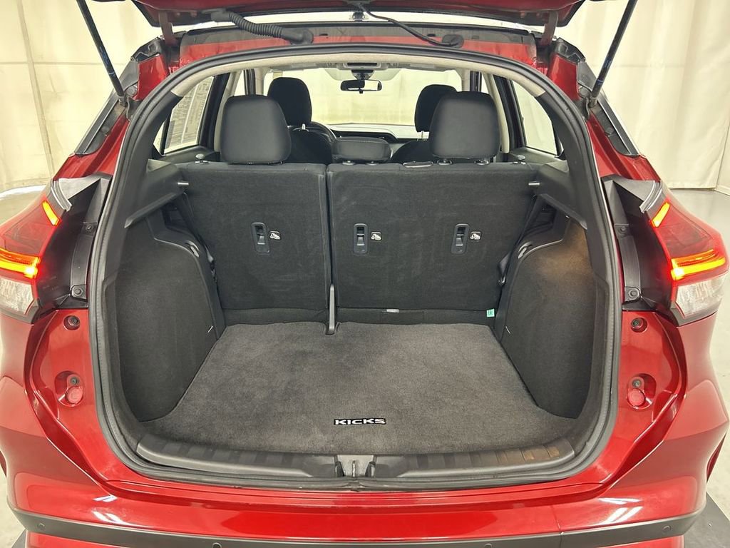 Used 2023 Nissan Kicks SV image 21