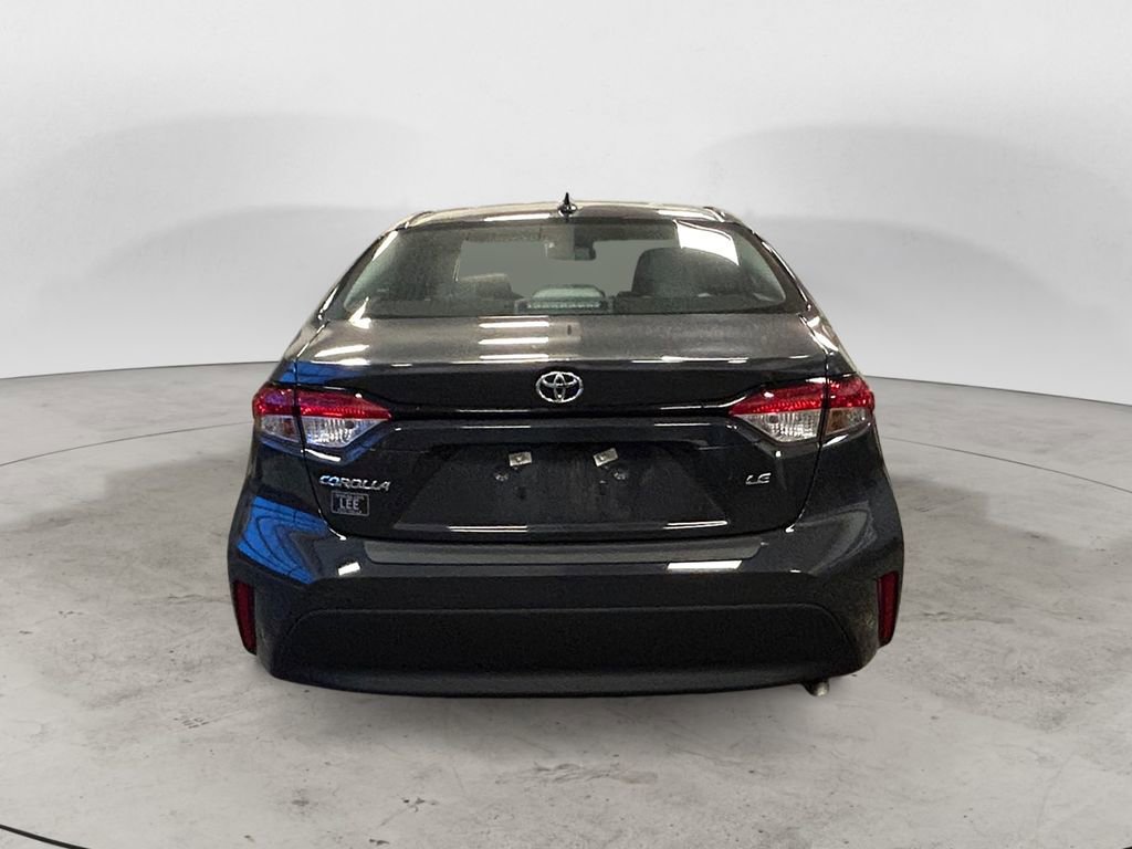 Used 2025 Toyota Corolla LE w/ Convenience Package FWD image 4