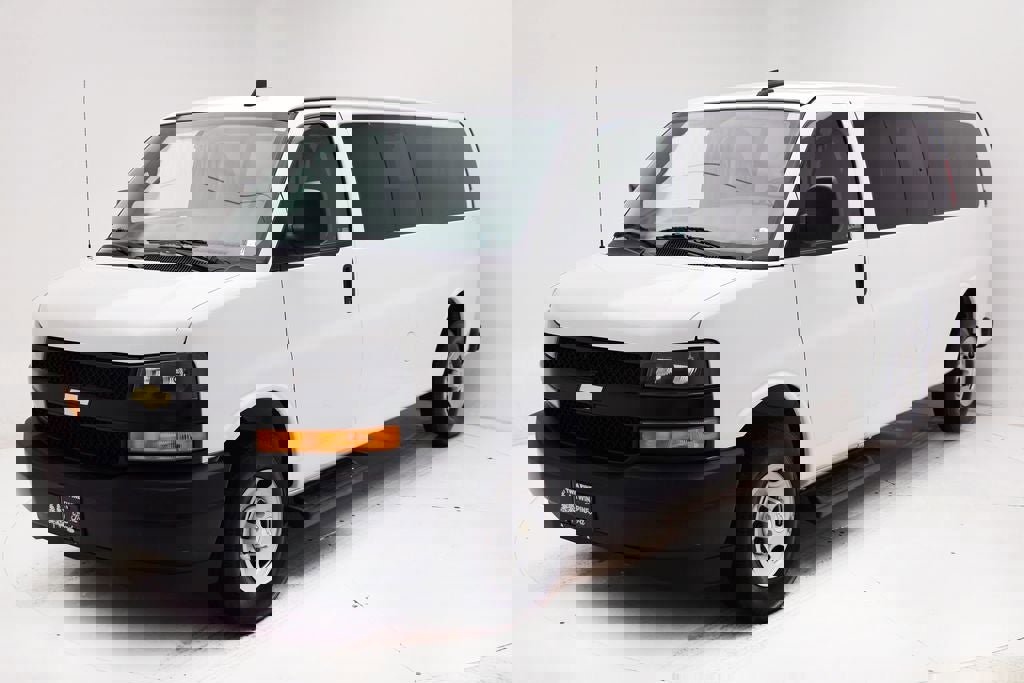 Used 2023 Chevrolet Express 3500 LS image 2