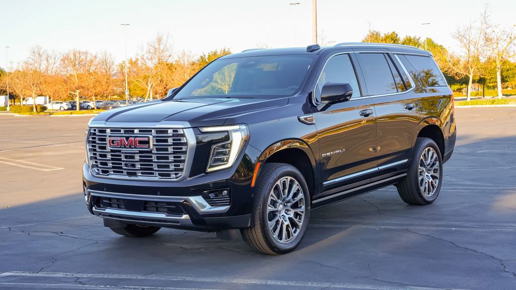 New 2026 GMC Yukon Denali w/ Denali Reserve Package image 3