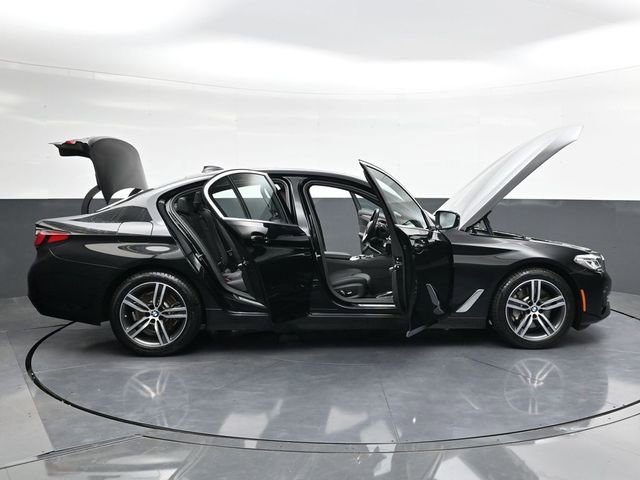 Used 2022 BMW 530i xDrive w/ Premium Package image 35