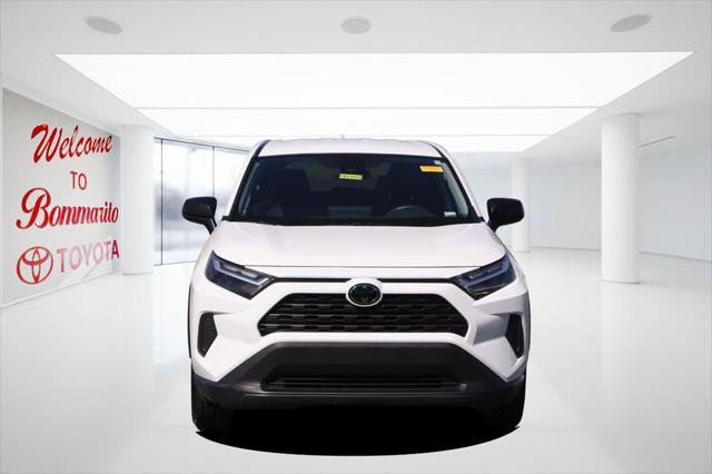 Certified 2024 Toyota RAV4 LE AWD/4WD image 4