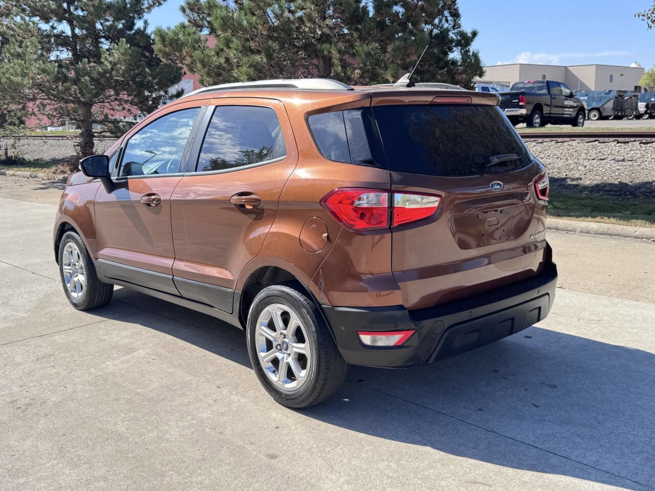 Used 2019 Ford EcoSport SE image 3
