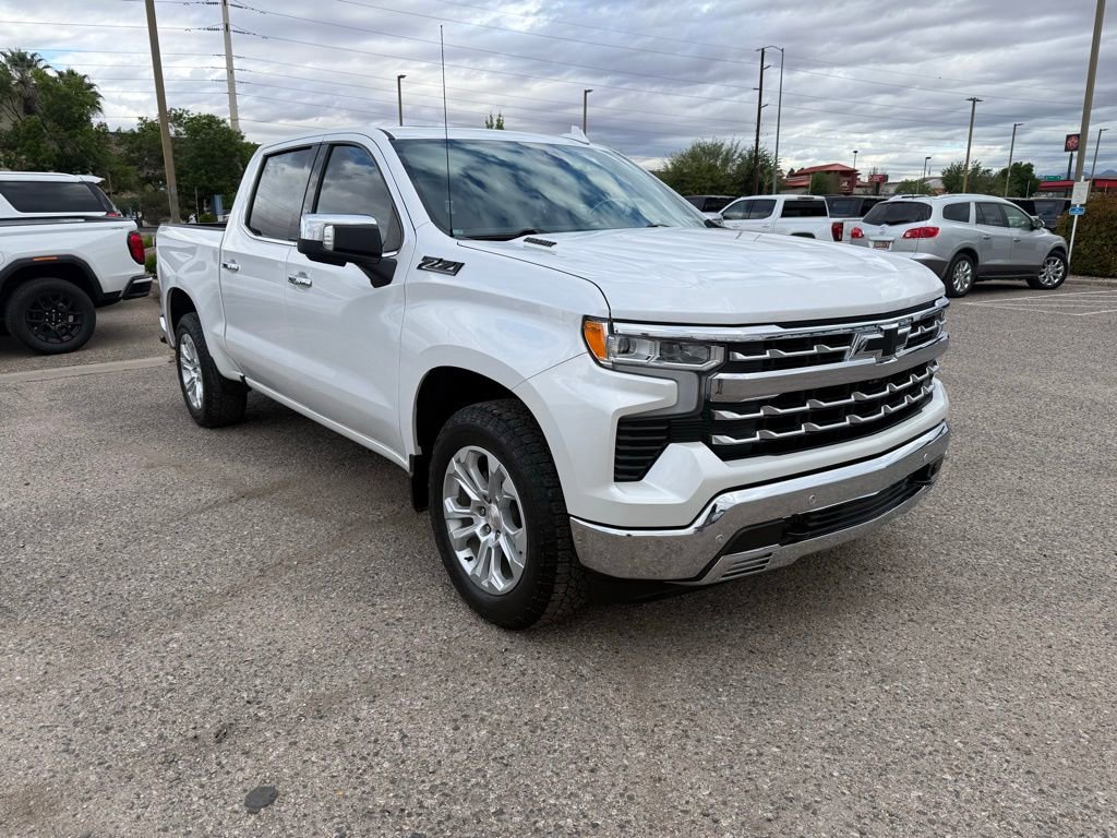 Used 2023 Chevrolet Silverado 1500 LTZ w/ Technology Package image 3