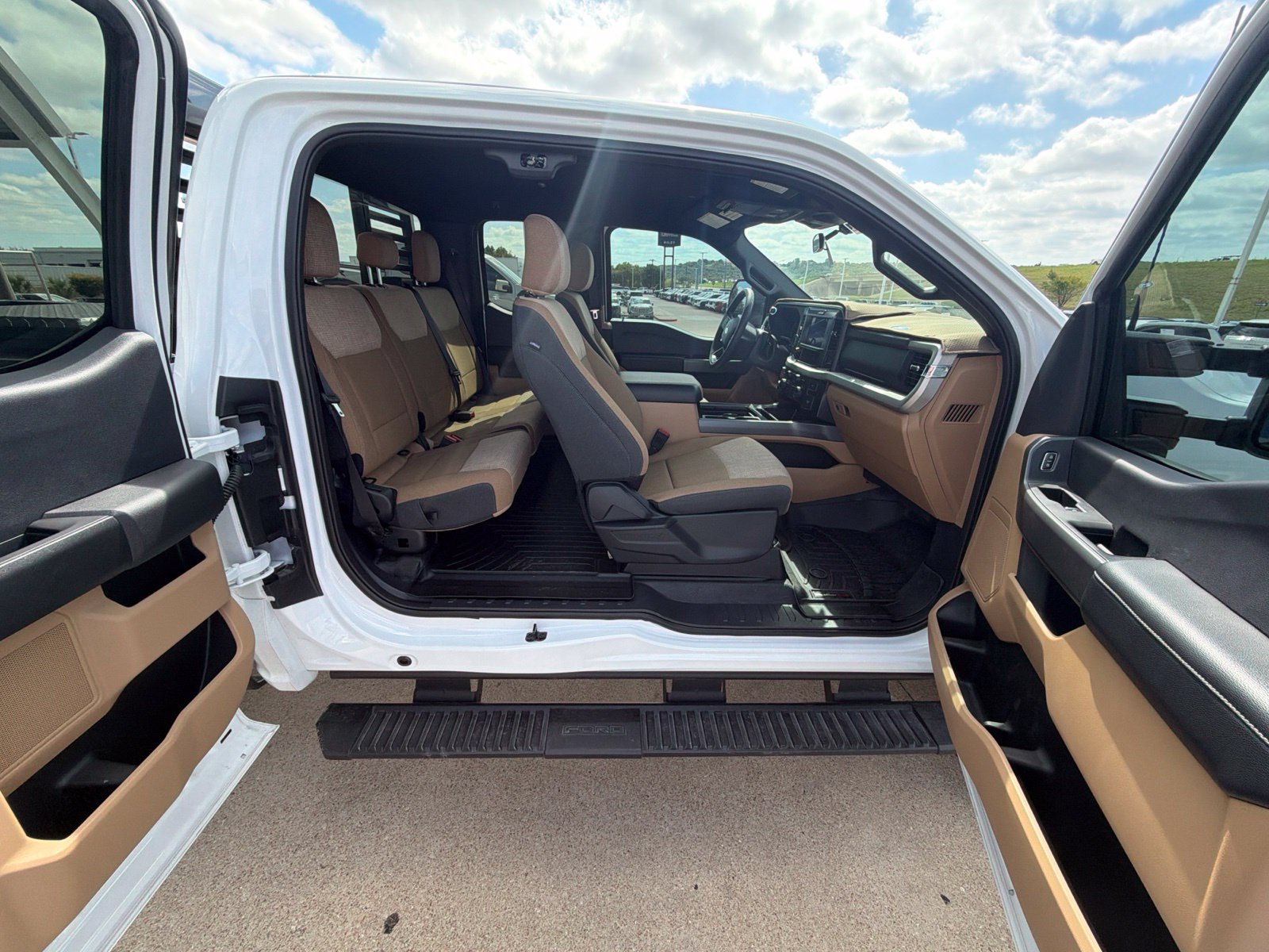Used 2026 Ford F250 XLT w/ 360-Degree Camera Package AWD/4WD image 36