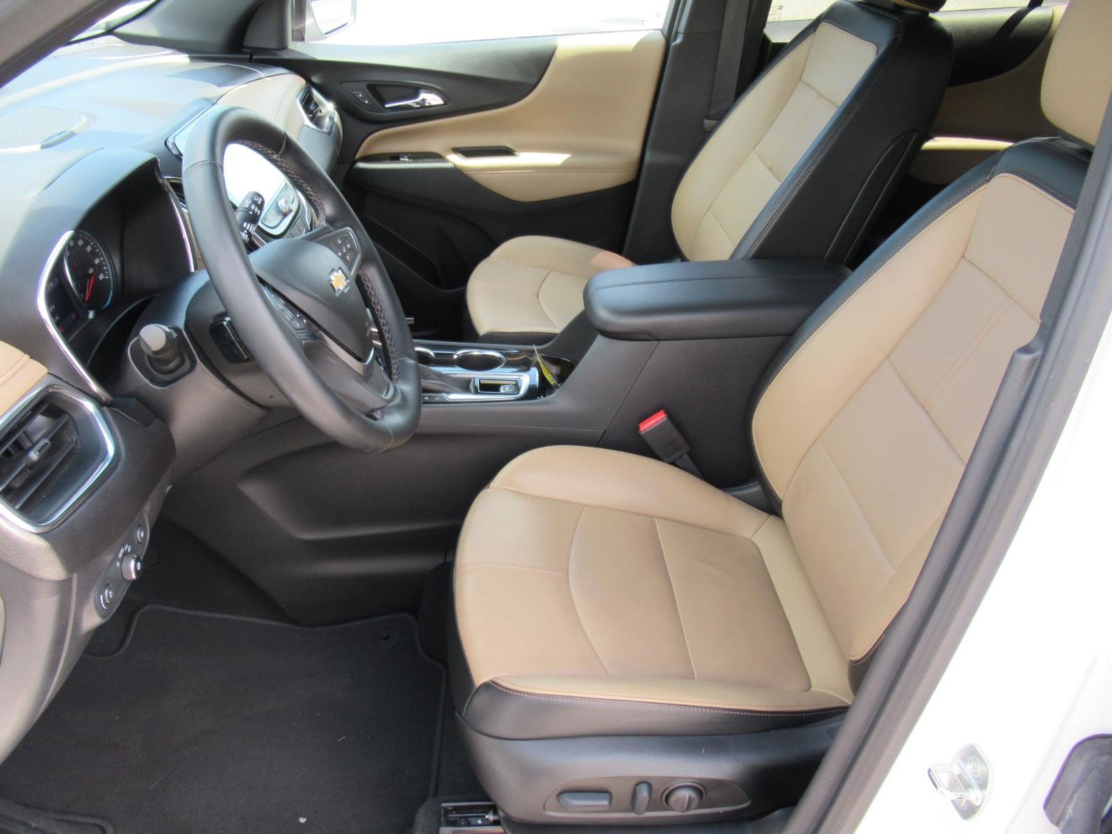 Used 2023 Chevrolet Equinox Premier FWD image 16