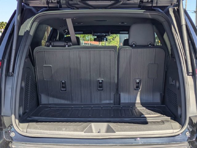 Used 2026 GMC Yukon Elevation AWD/4WD image 14