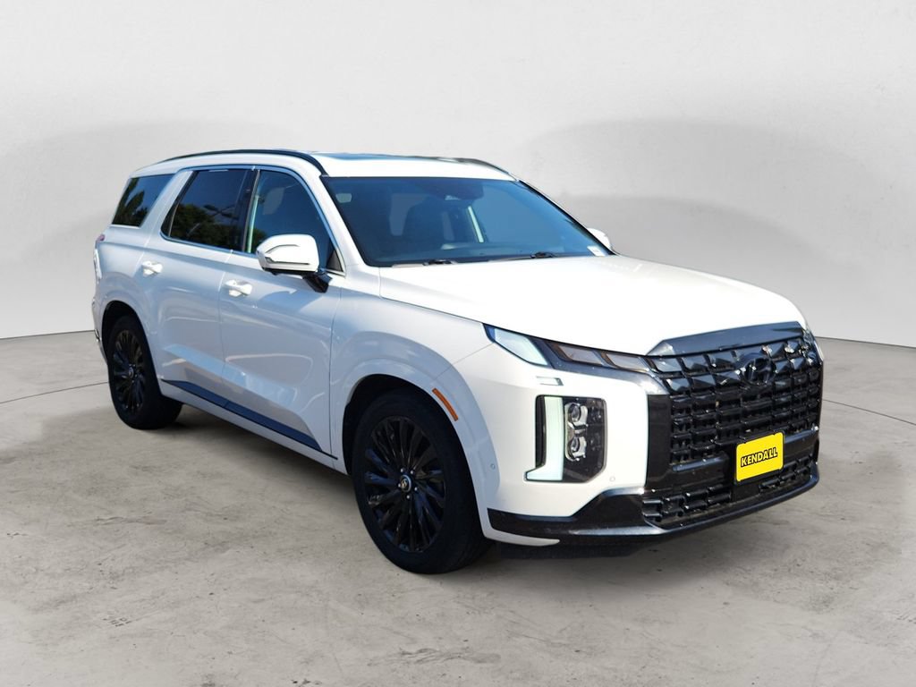 Used 2024 Hyundai Palisade Calligraphy AWD/4WD image 3