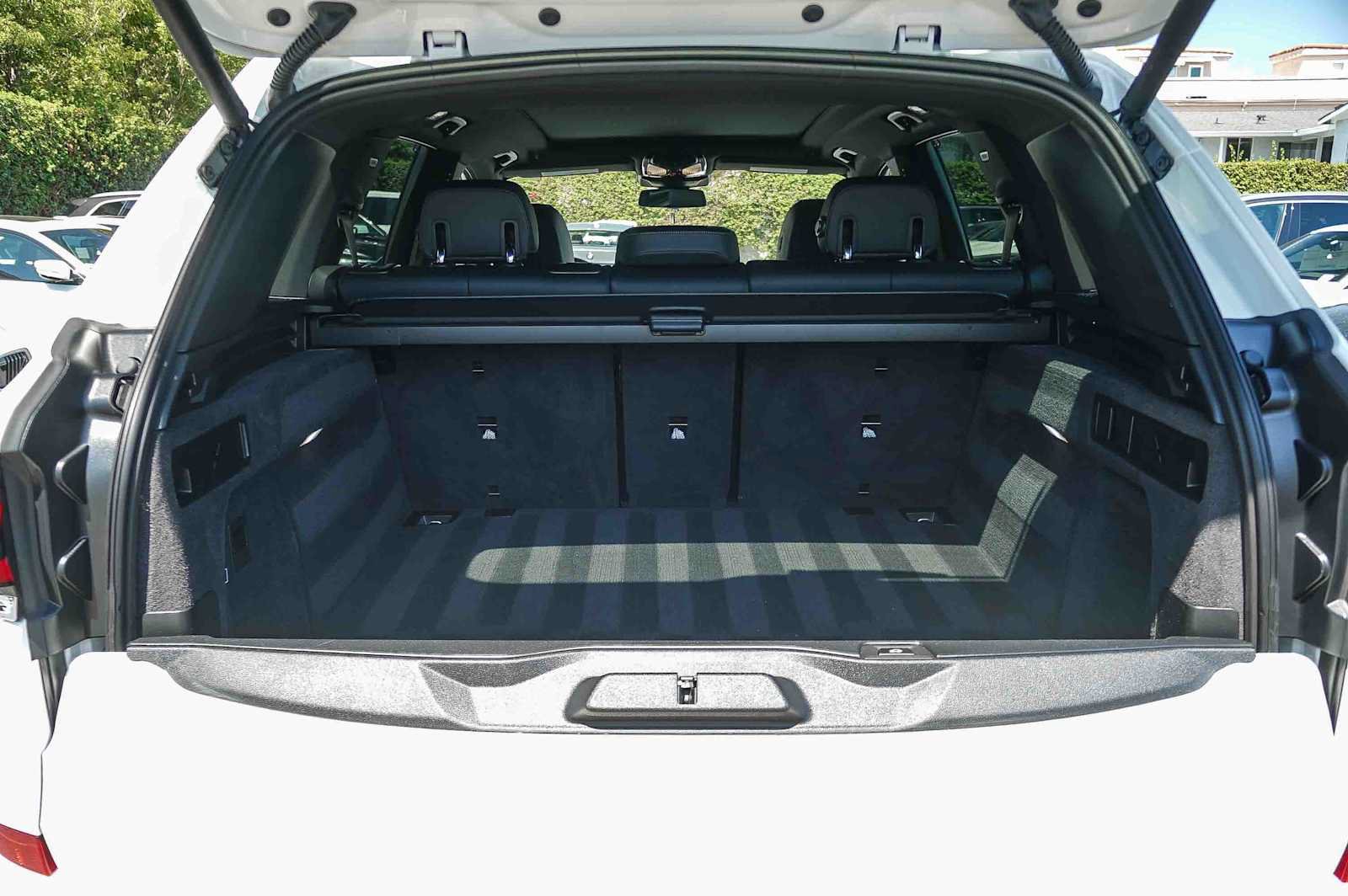 Used 2026 BMW X5 sDrive40i w/ M Sport Package RWD image 30